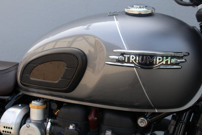 TRIUMPH BONNEVILLE T120 BLACK