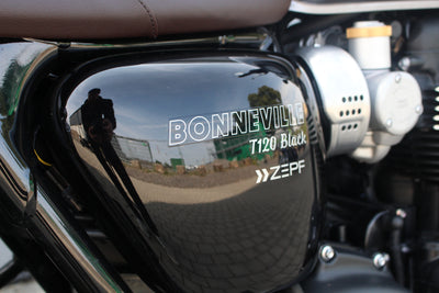 TRIUMPH BONNEVILLE T120 BLACK