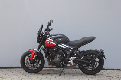 TRIUMPH TRIDENT 660