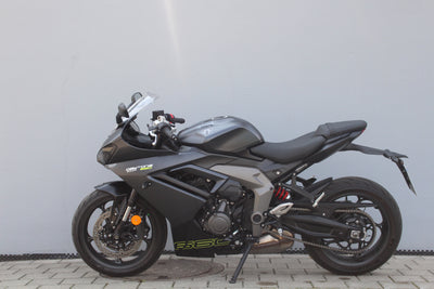 TRIUMPH DAYTONA 660