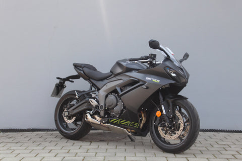TRIUMPH DAYTONA 660