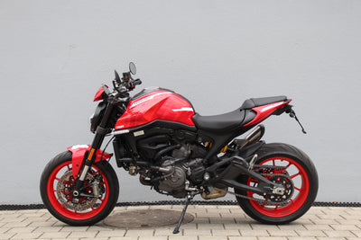 DUCATI MONSTER 937