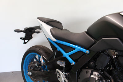 SUZUKI GSX-S 8