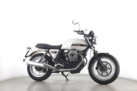 MOTO GUZZI V7 CLASSIC