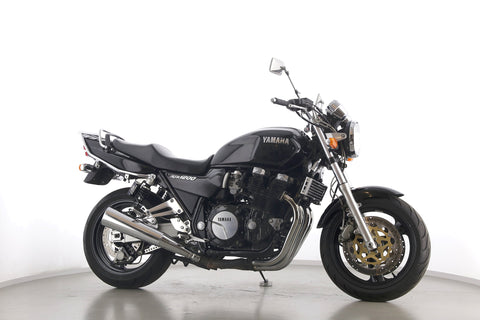 YAMAHA XJR 1200
