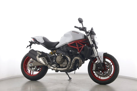 DUCATI MONSTER 821