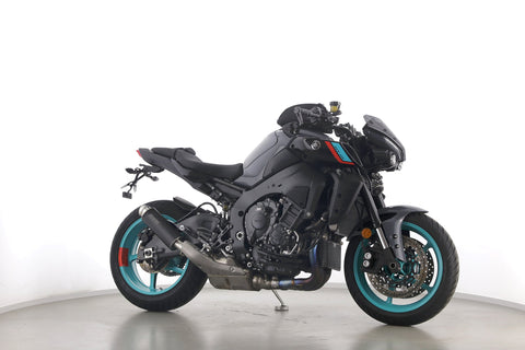 YAMAHA MT 10