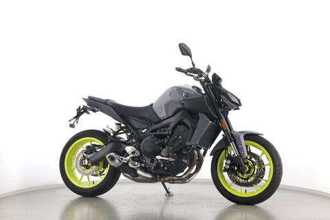 YAMAHA MT 09