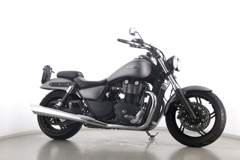 TRIUMPH THUNDERBIRD 1700 STORM