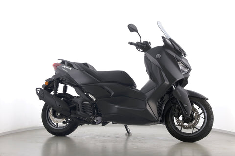 YAMAHA XMAX 125