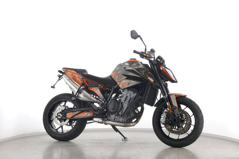 KTM 890 DUKE