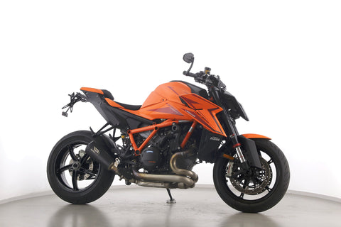 KTM 1390 SUPER DUKE R