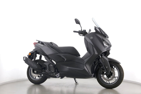 YAMAHA XMAX 125