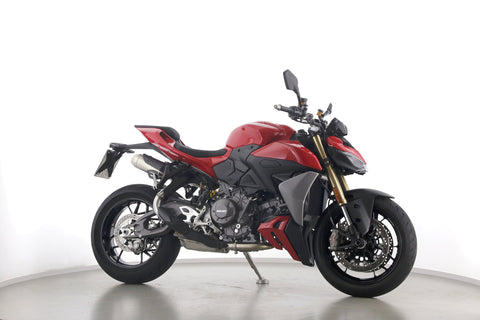 DUCATI STREETFIGHTER V2 D35