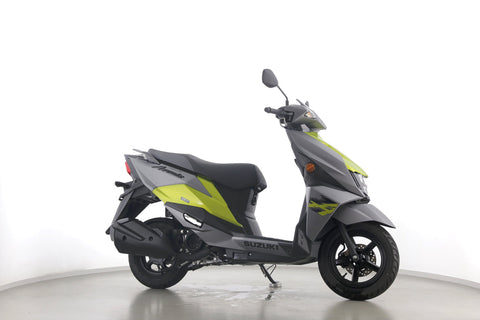 SUZUKI AVENIS 125