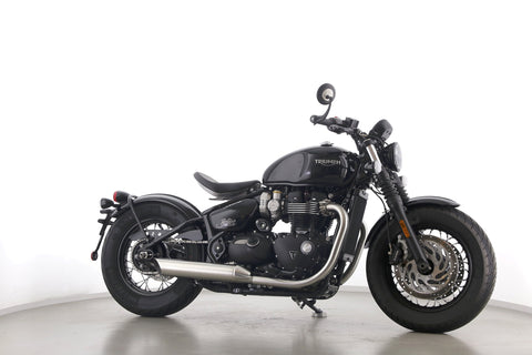 TRIUMPH BONNEVILLE BOBBER