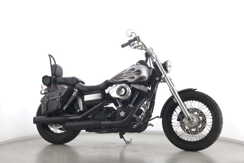 HARLEY DAVIDSON DYNA STREET BOB