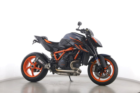 KTM 1290 SUPER DUKE R  EVO
