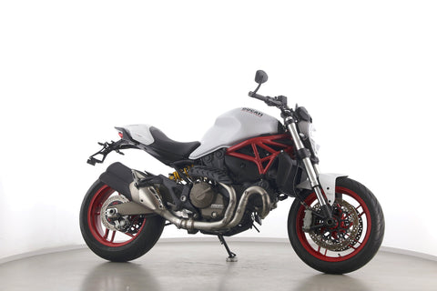 DUCATI MONSTER 821