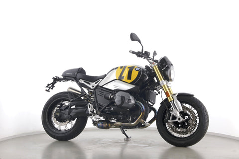 BMW R NINE T