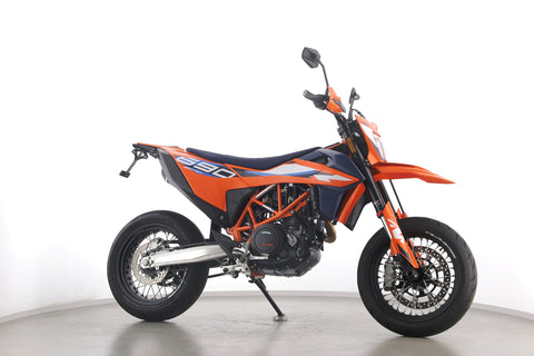 KTM 690 SMC R