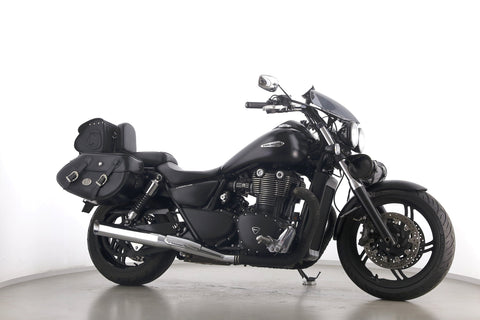 TRIUMPH THUNDERBIRD 1700 STORM