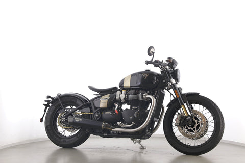 TRIUMPH BONNEVILLE BOBBER TFC