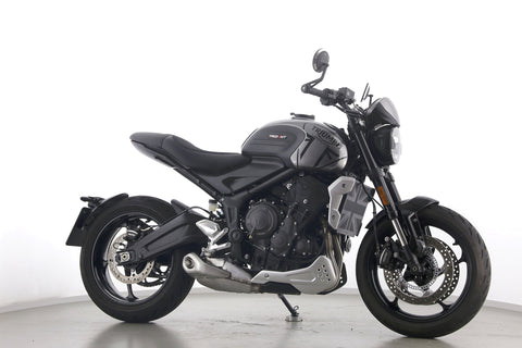 TRIUMPH TRIDENT 660