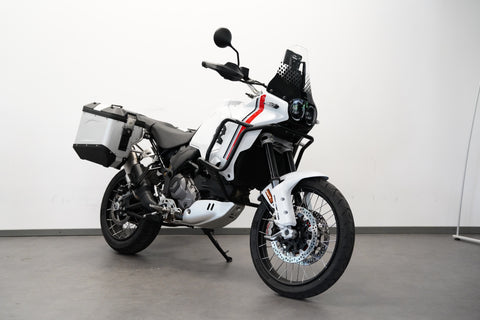 DUCATI DESERT X