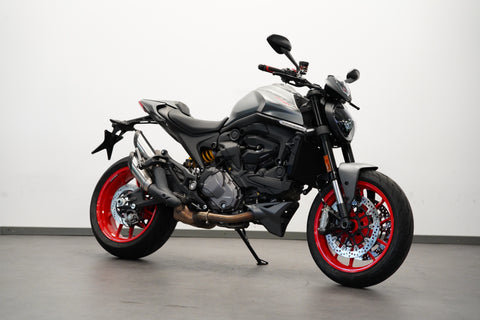 DUCATI MONSTER +