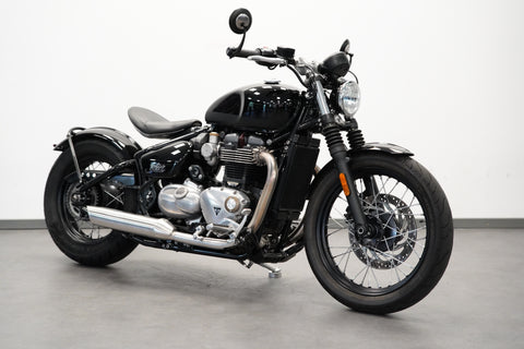 TRIUMPH BONNEVILLE BOBBER